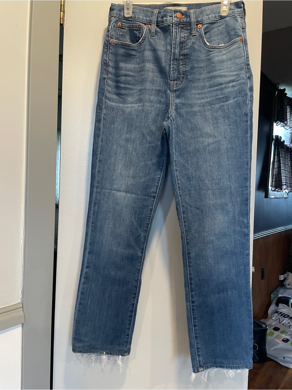 Madewell Straight Leg Jeans in Washed Blue women’s size 28